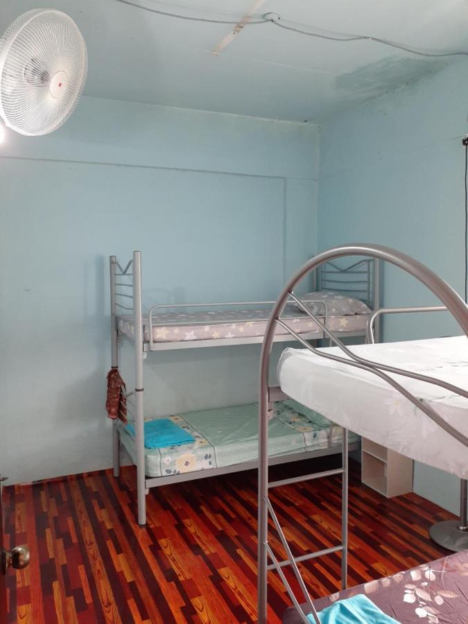 Homestay Idaman Tun Hussein - Harga Untuk 1 Rumah ,1 Bilik ,1 Bilik Air 4 Single Bed - Not Sharing Perai Exterior photo